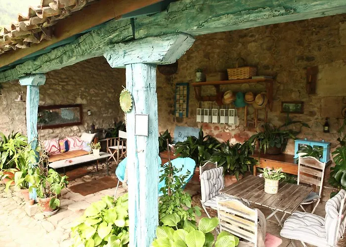 La Casona Azul * Corvera (Cantabria)