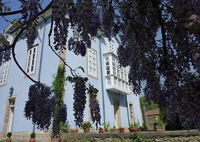 Feriehus La Casona Azul, Espectacular Palacio Indiano Corvera (Cantabria)